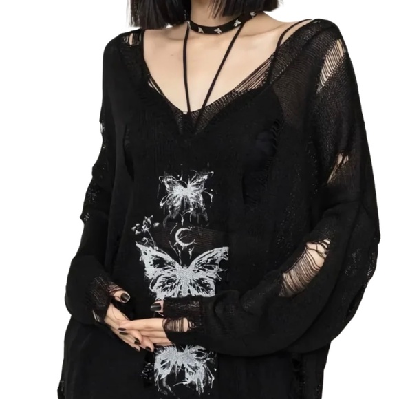 NEW 'Crypsis' Distressed Loose Knit Sweater × 1 XL / Black - Picture 1 of 3